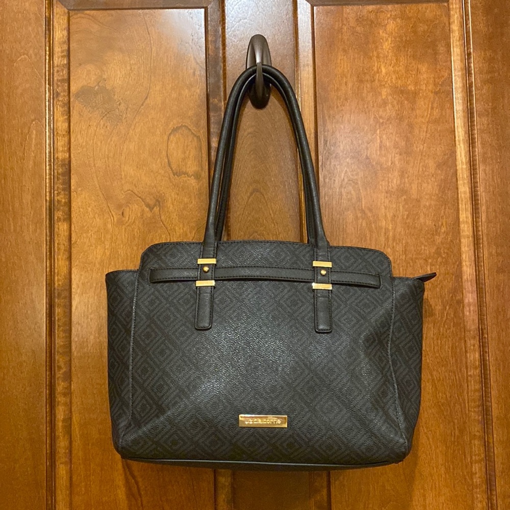 Liz Claiborne Shoulder Bag